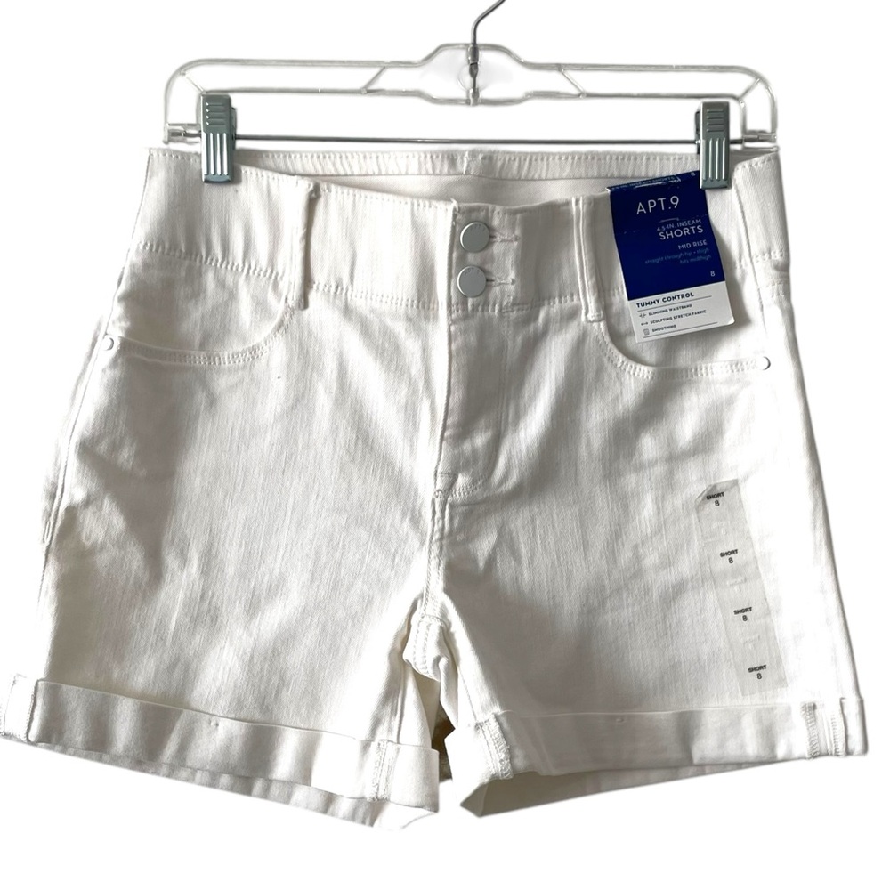 NWT Apt. 9 Women’s Mid-Rise Tummy Control Shorts | White | Size 8